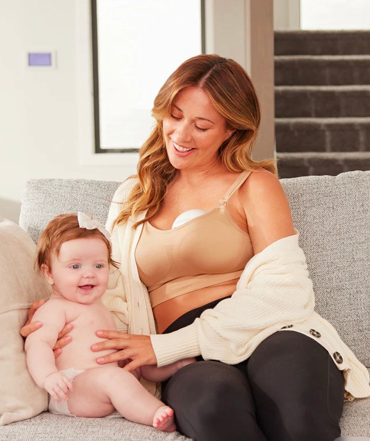 Momcozy M5 Bra Bundle: Double M5 Hands-free Breast Pump and Nursing Bra(YN21)